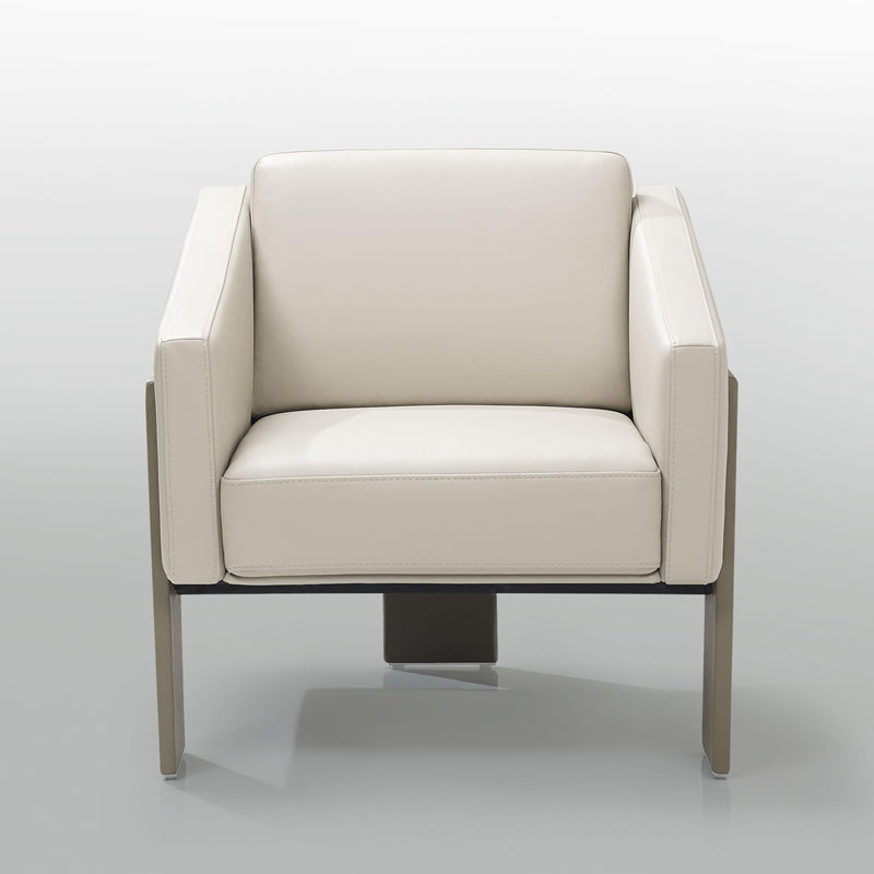 Nicole Chair