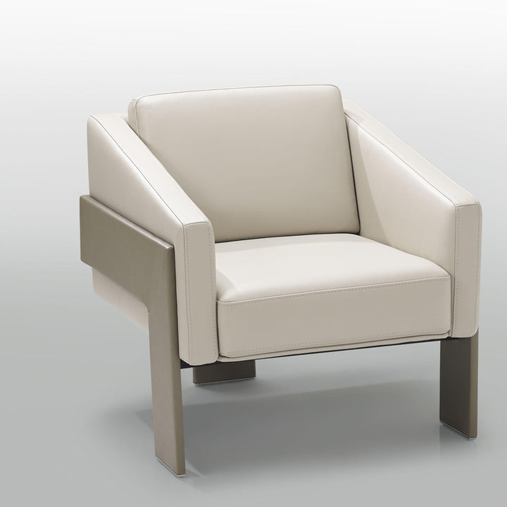 Nicole Chair