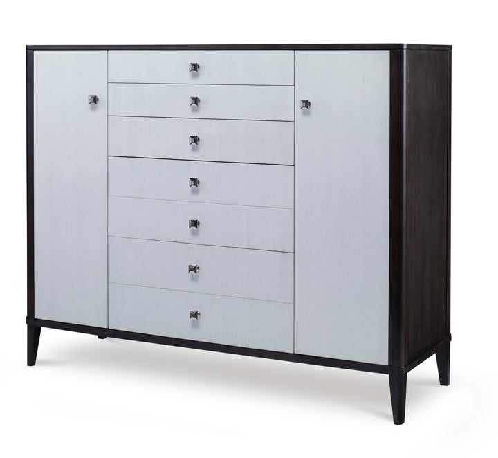 Aria Gentleman's Chest