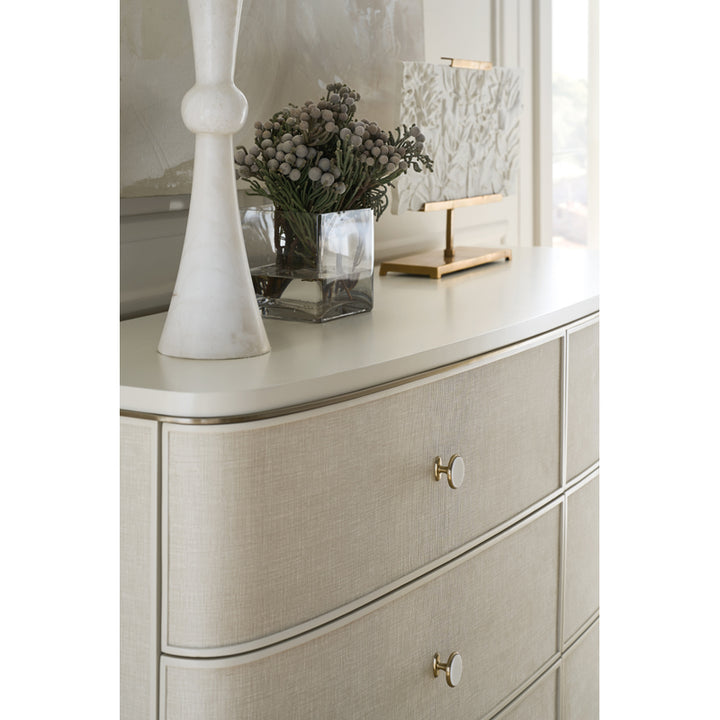 Lyon Dresser