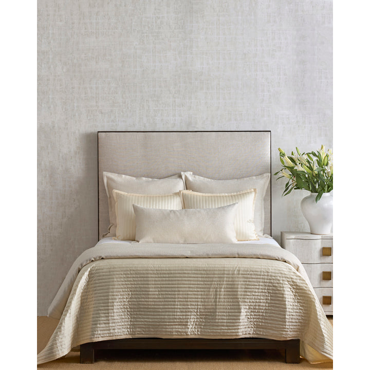 Screen Silver King Coverlet
