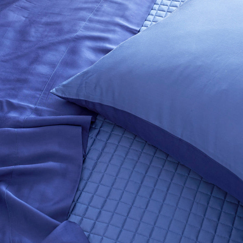 Ready To Bed 2.0 Quilted Periwinkle Twin Coverlet