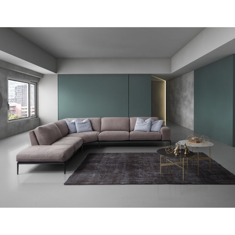 Chic sectional