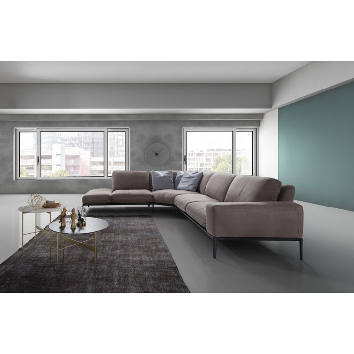 Chic sectional