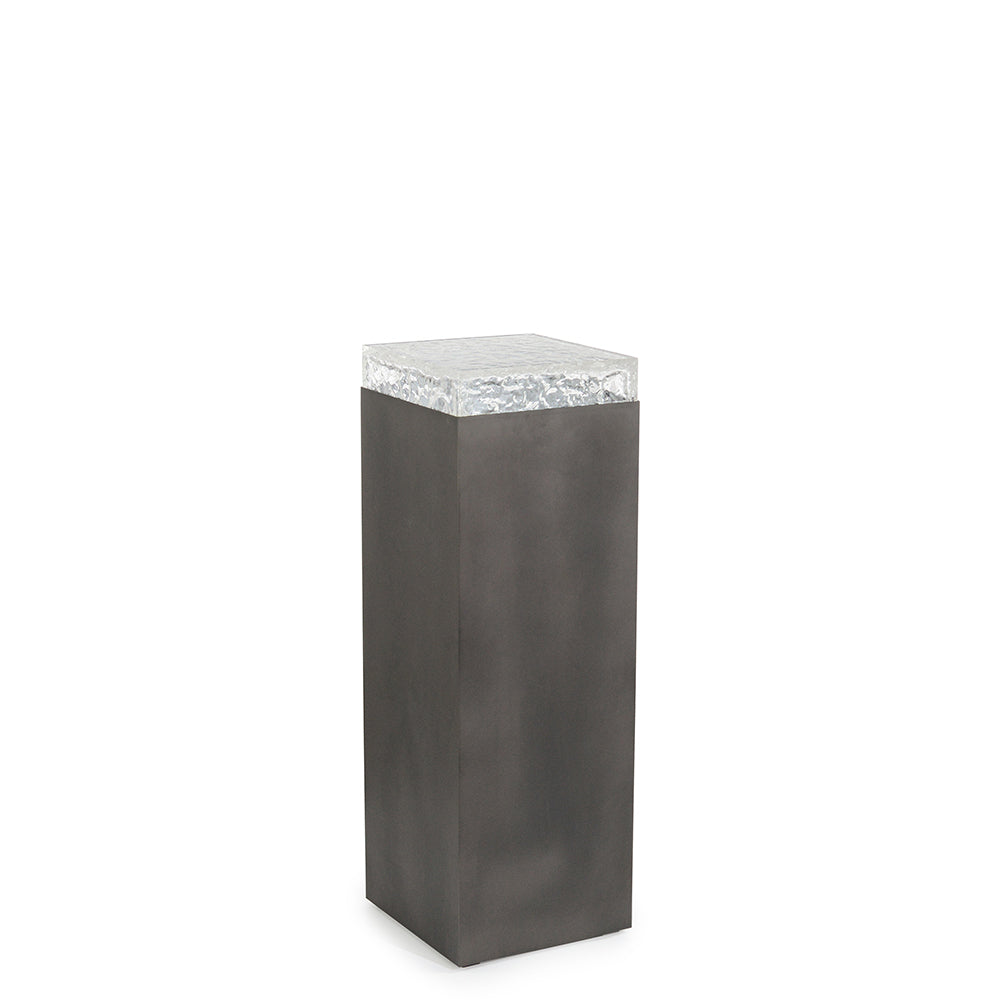 Edda Pedestal IV, Gunmetal