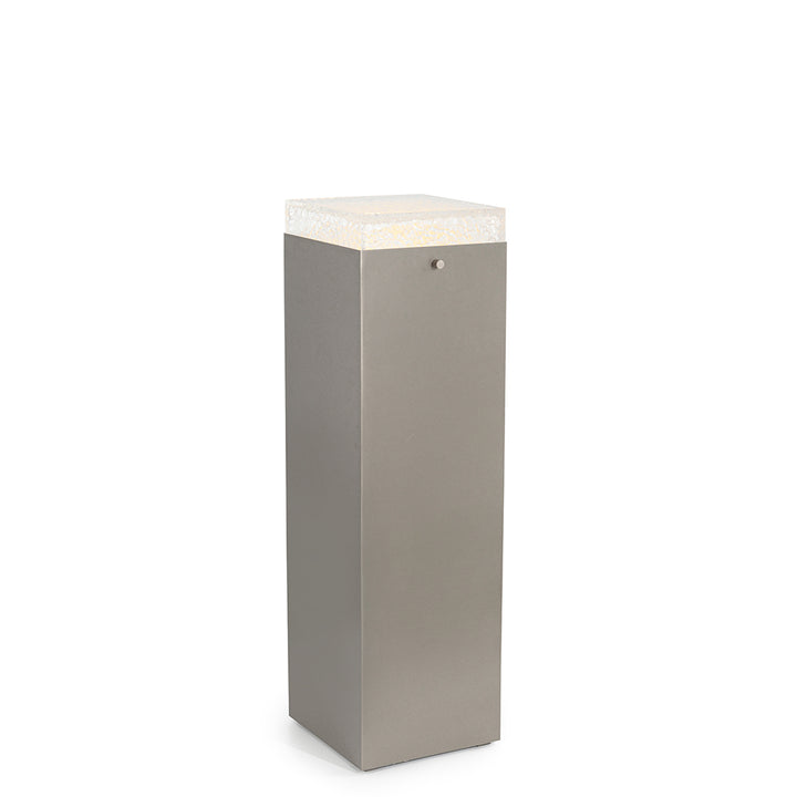 Edda Pedestal III, Nickel