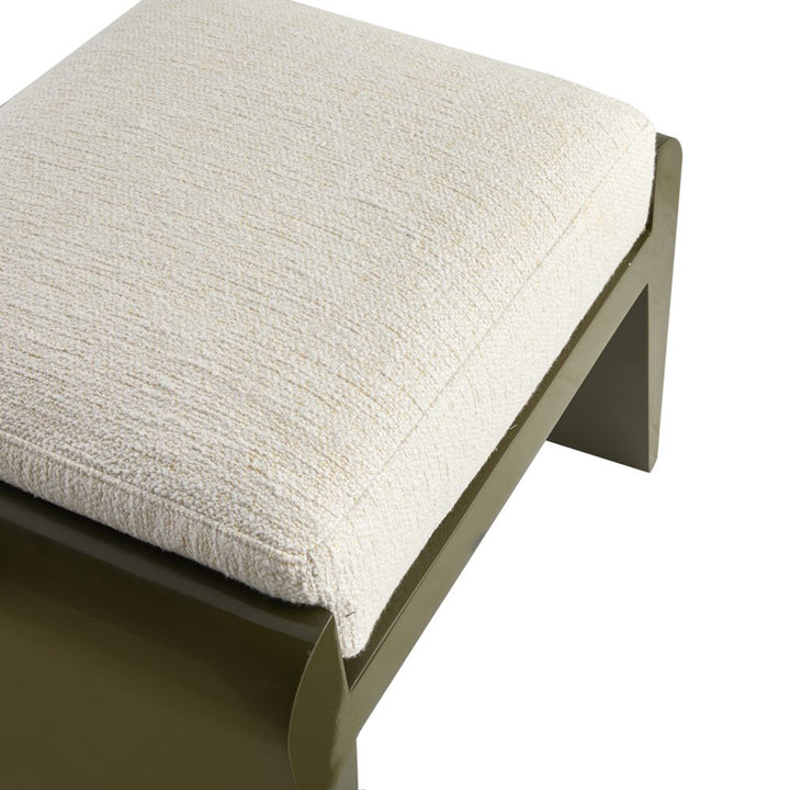 Alanna Ottoman