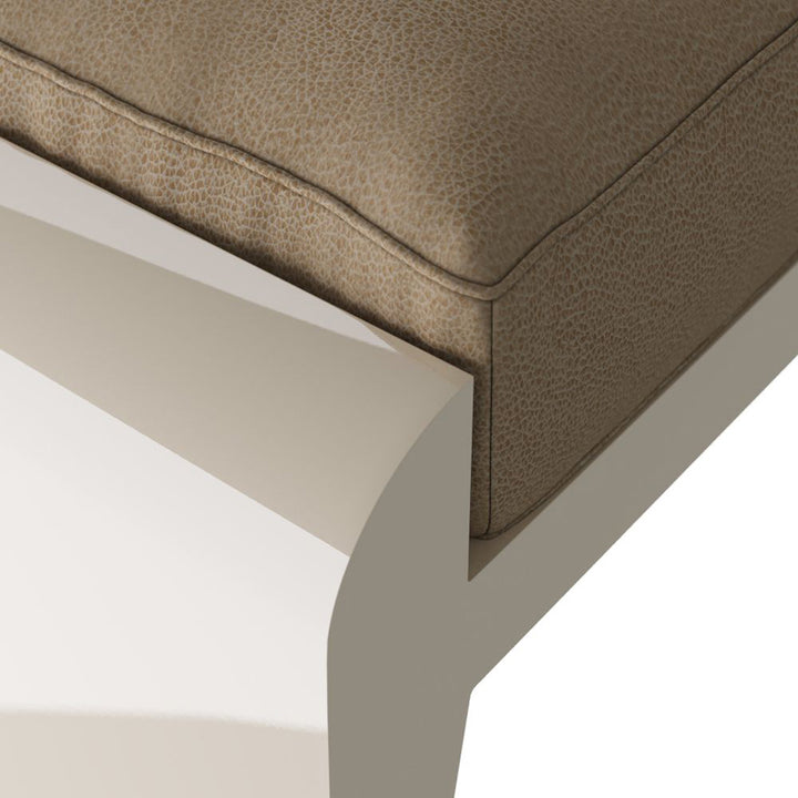 Alanna Ottoman