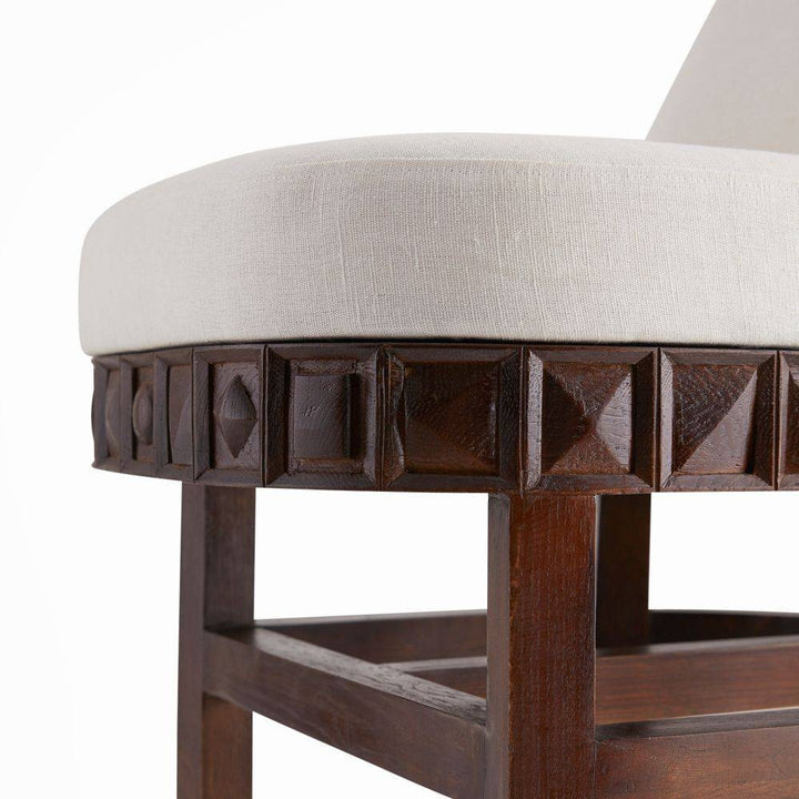 Vargueno Chair