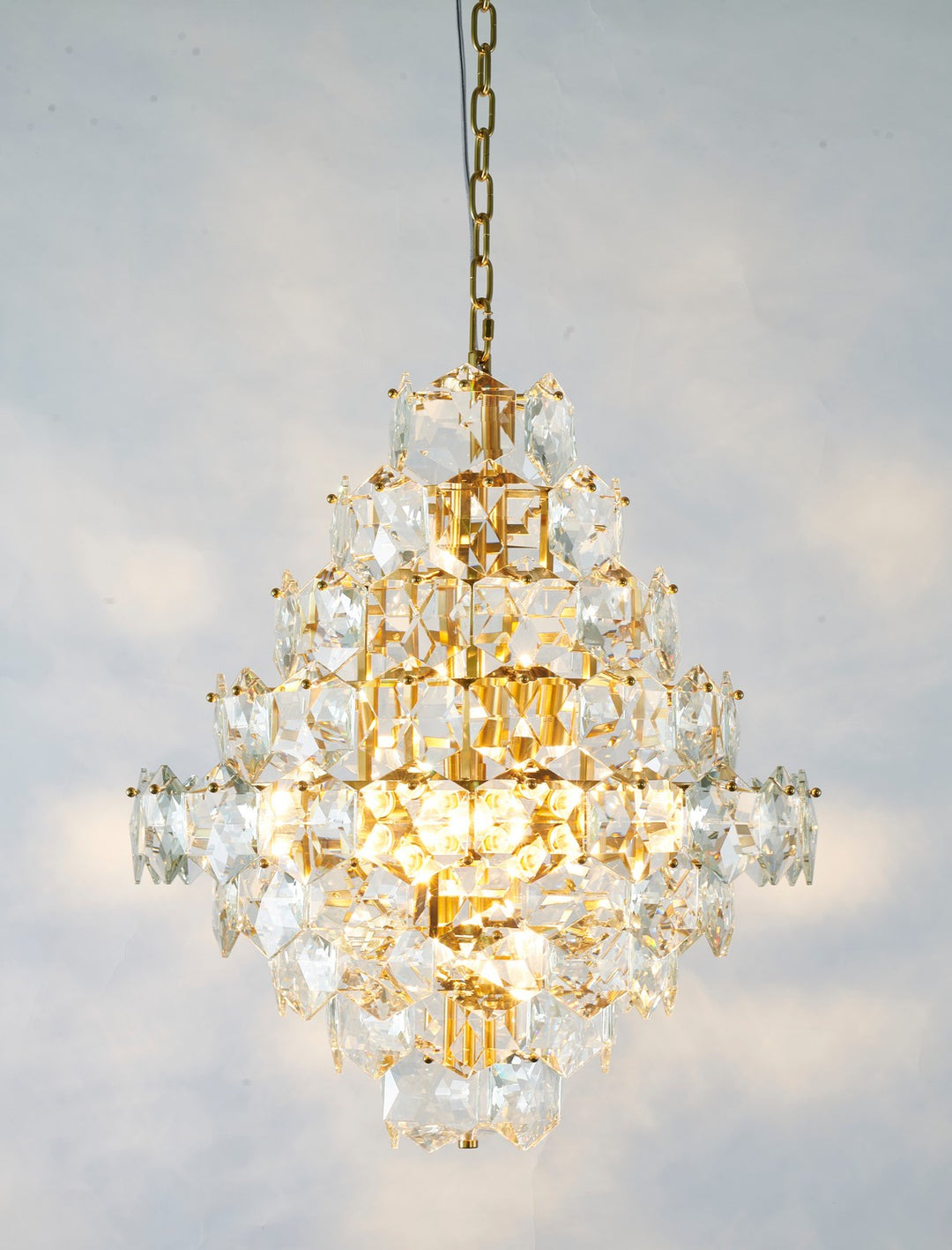 GL437C24BR 12 Light Chandelier