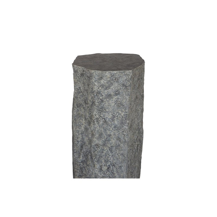 Splinter Stone Pedestal