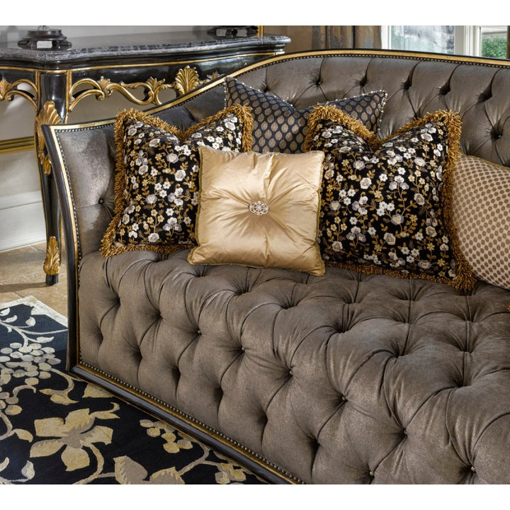Mila Sofa
