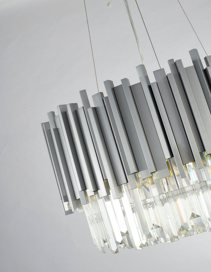 MU10C22CH Eight Light Chandelier