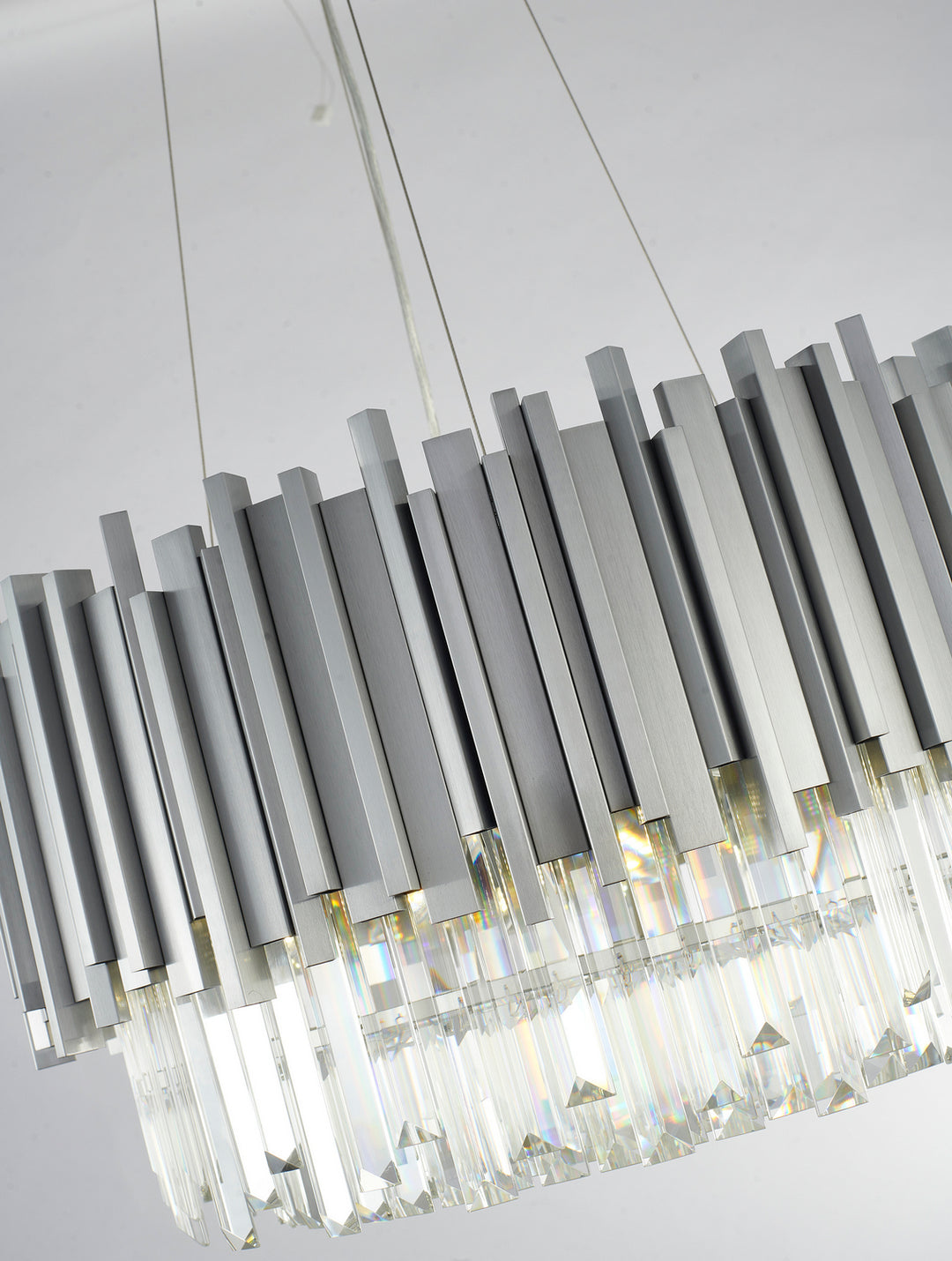 MU10C22CH Eight Light Chandelier