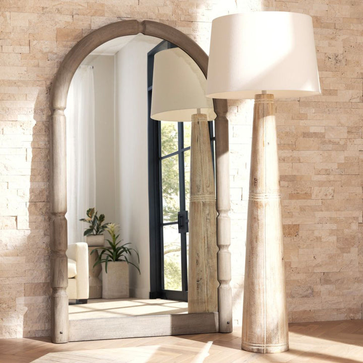 Elmhurst One Light Floor Lamp