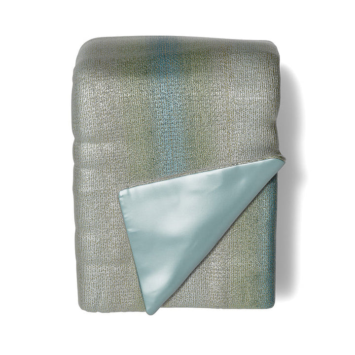 Anguilla Aqua Padded Throw