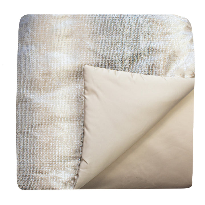 Anguilla Pumice Padded Throw