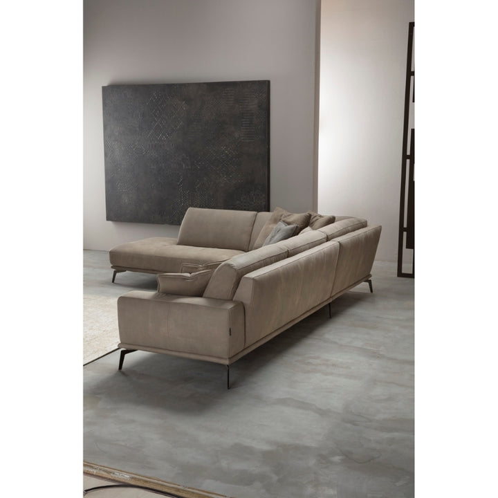 Tivoli Sectional