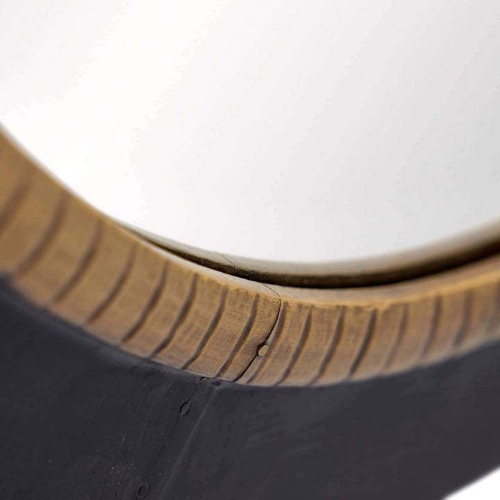 Tedesco Mirror