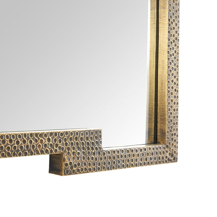 Creedence Mirror