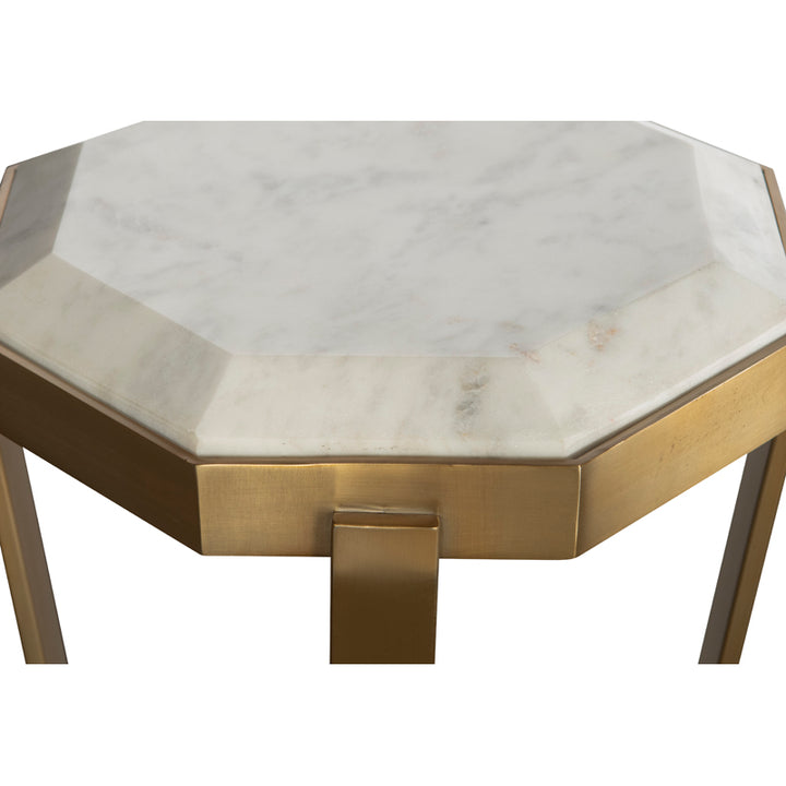 Compositions Accent Table