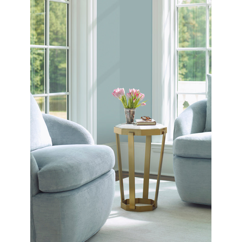 Compositions Accent Table