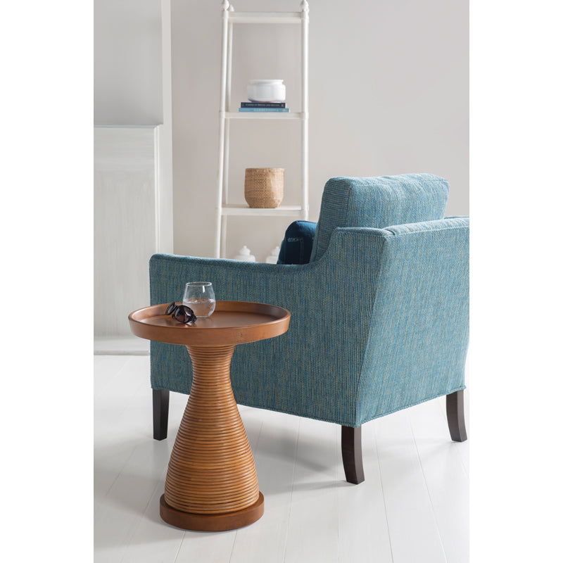 Vero Spot Table