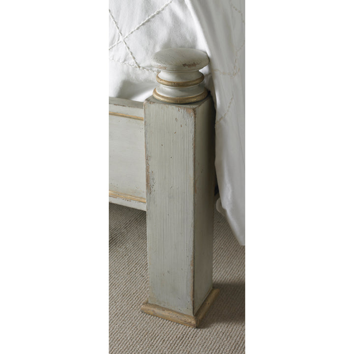 Madeline Poster Bed - King